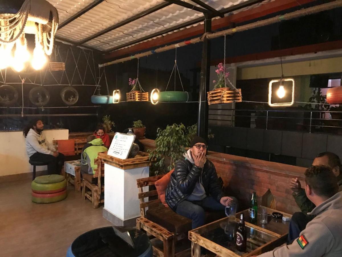 Holiday Hostel Kathmandu Bagian luar foto