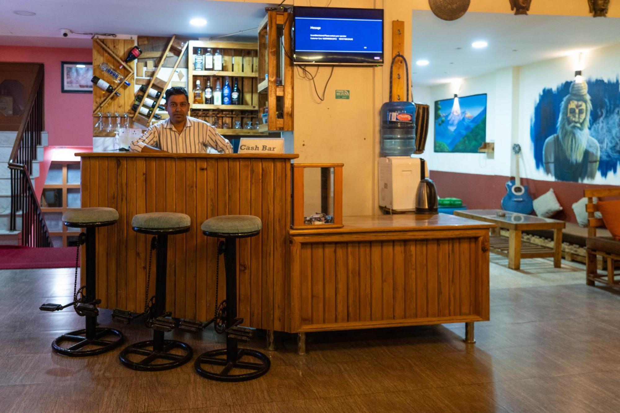 Holiday Hostel Kathmandu Bagian luar foto
