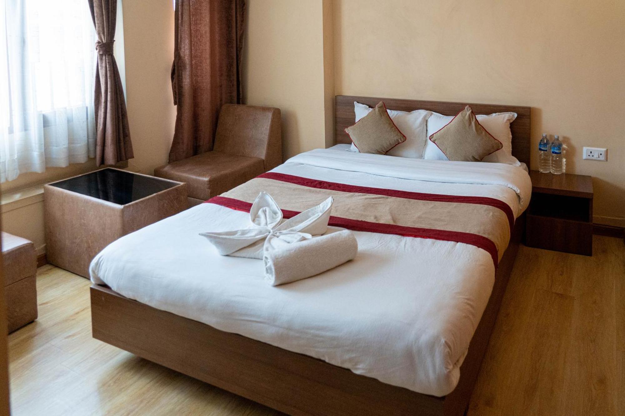 Holiday Hostel Kathmandu Bagian luar foto