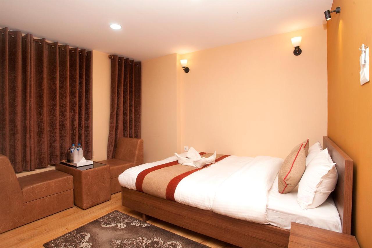 Holiday Hostel Kathmandu Bagian luar foto